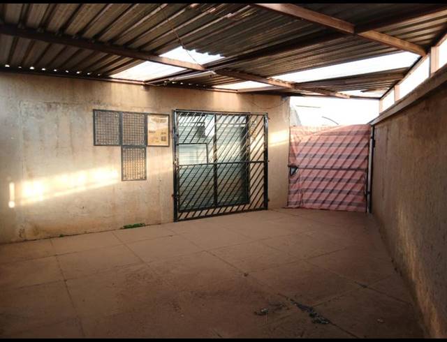 2 BEDROOM HOUSE FOR SALE IN EVATON WEST